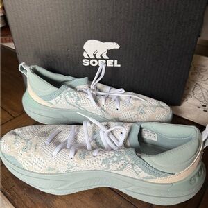 Sorel Sneakers